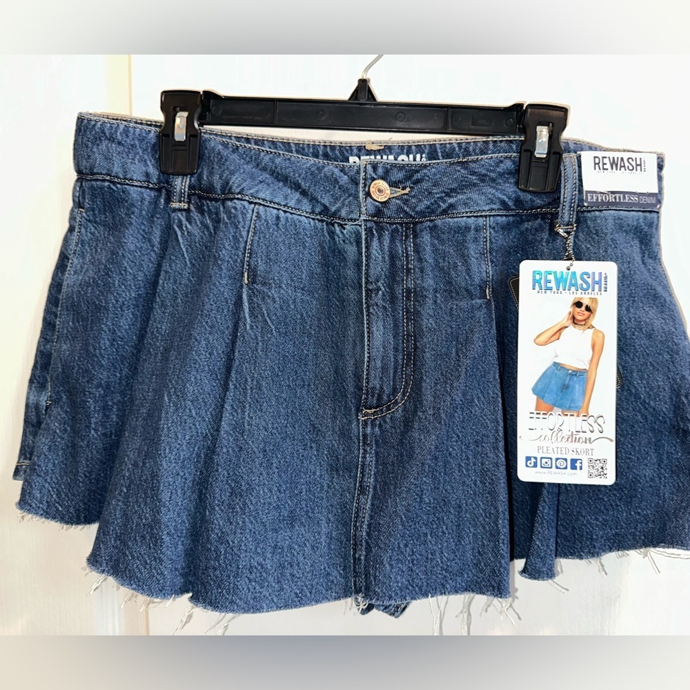 Rewash Women’s Denim Pleated Skort Size 11/30 - Low Rise - NWT